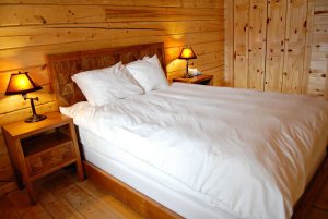 cabin-rentals-master-bedroom_0-1